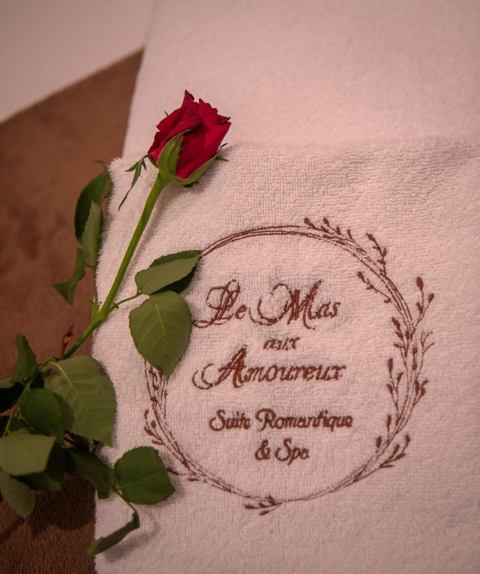 Le Mas Aux Amoureux , Suite Romantique Et Spa Le Barcarès Εξωτερικό φωτογραφία